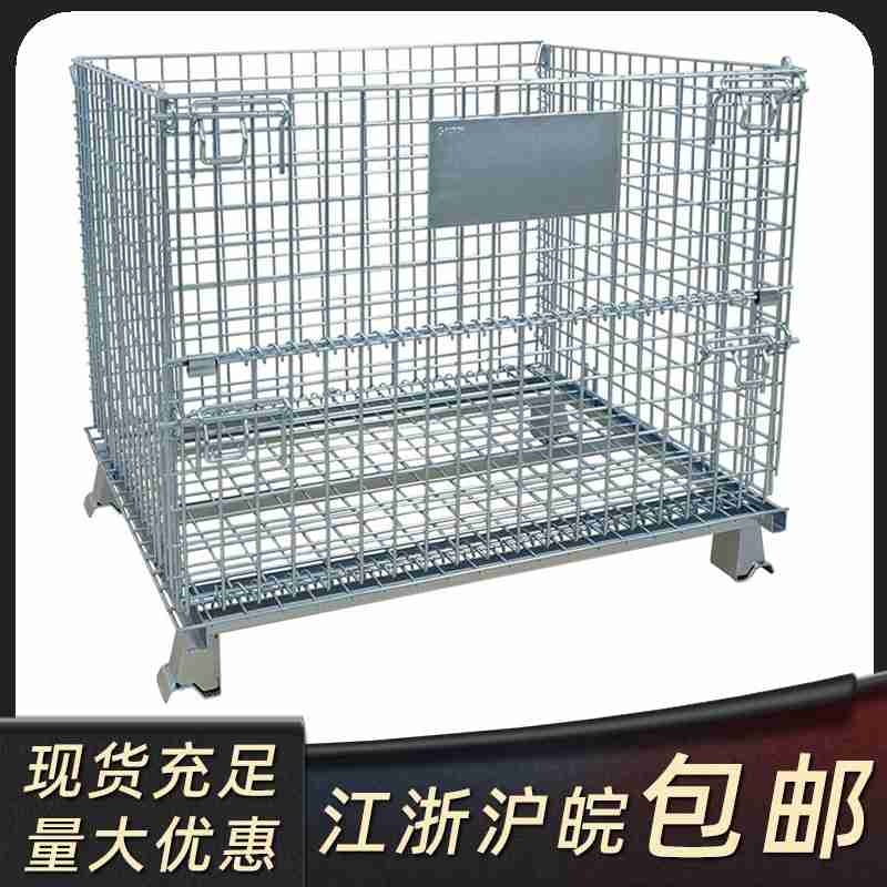 孟向明正在仔细检查设备(央广网记者 唐磊 摄)